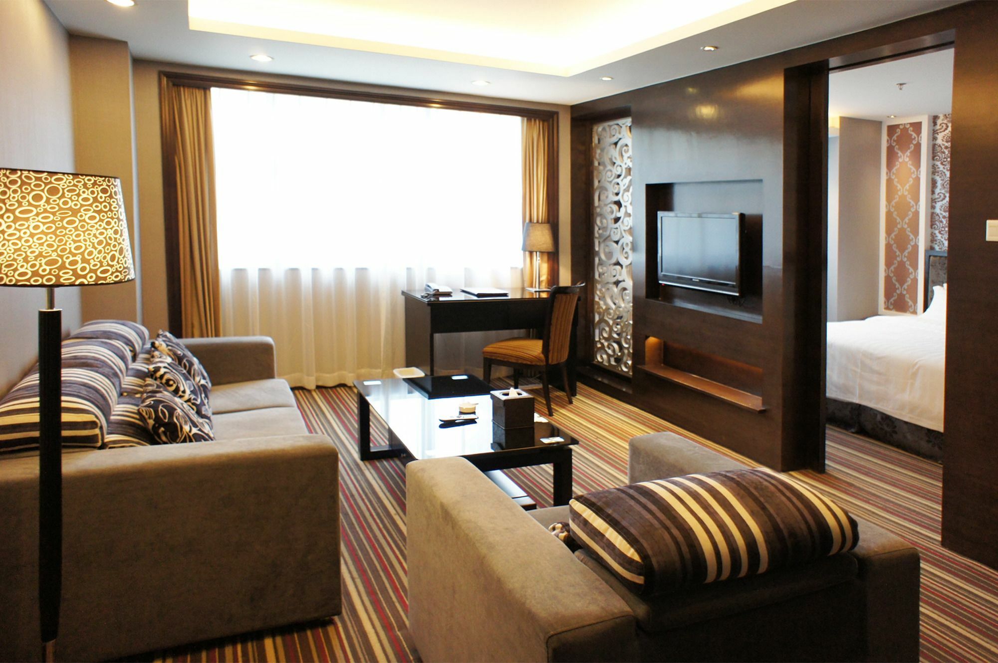 Shenzhen Lido Hotel Экстерьер фото